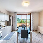 Kastel's House * Roe