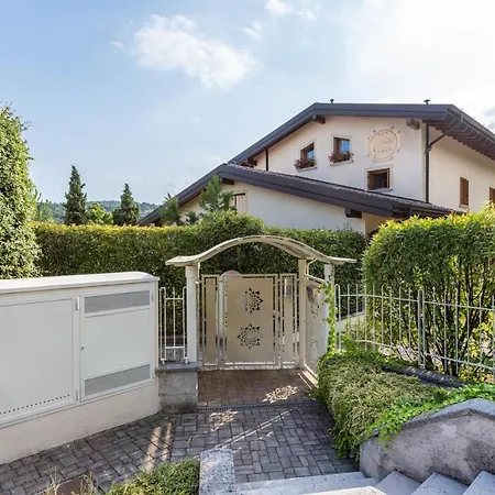 Kastel's House Roe
