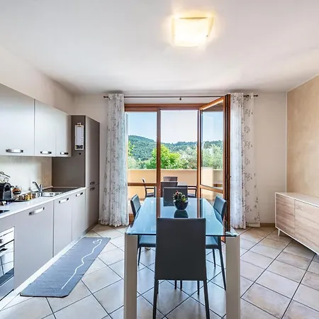 Kastel's House * Roe