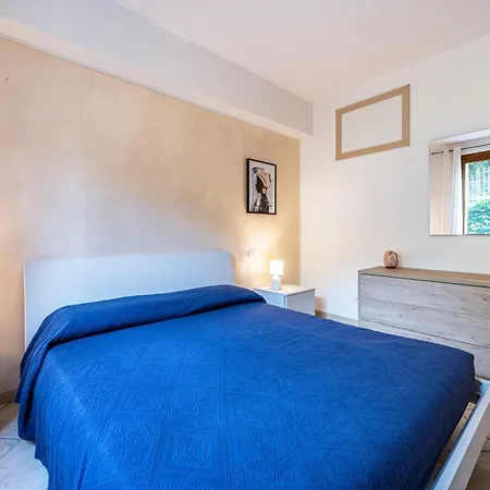 Apartment Kastel's House Roe